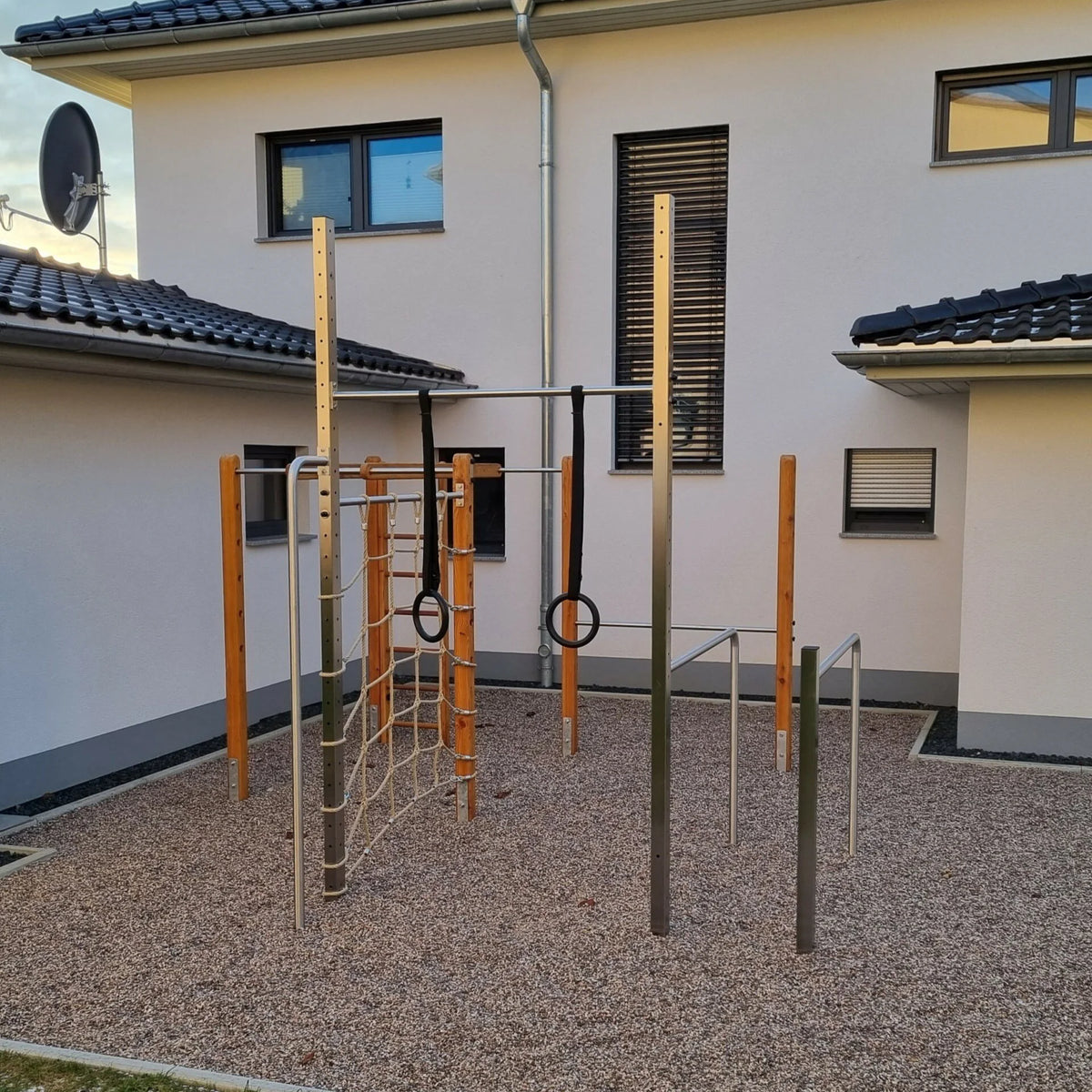 Tolymp Klettertower Alpenfit