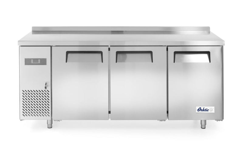 Congélateur de table Hendi, trois portes Kitchen Line 390 L
