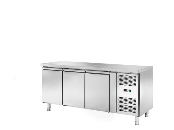 Locher Kühltisch GN1/1 mit 3 Türen