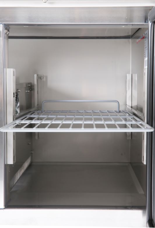 Bergman Ecoline 700 Saladette 3-Türig Und Glasaufsatz - 368 L