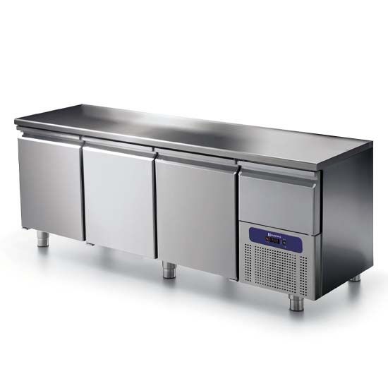 Virtus & Mastro refrigerated counter with 3 doors, GN 1/1, with refrigerated drawer, -2°/+8°C