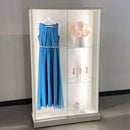 Form Department MALL.G36 – Glasvitrine als Garderobe