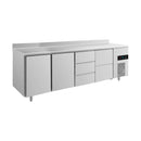 Kühltisch -2 bis +8°C 2330x700x850mm mit 2x Türen, 1x zwei Schubladen und 1x 3 Schubladen u. Aufkantung