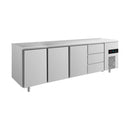 Kühltisch -2 bis +8°C 2330x700x850mm mit 3x Türen und 1x drei Schubladen