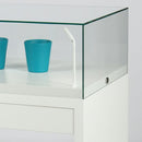 Form Department PODIUM.U7 – Tischvitrine mit Glashaube zum Abheben, abschließbar
