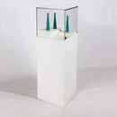 Form Department  PODIUM.G48 – Puristische Haubenvitrine