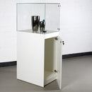 Form Department PODIUM.N17 – Haubenvitrine mit ausziehbarer Präsentationsfläche