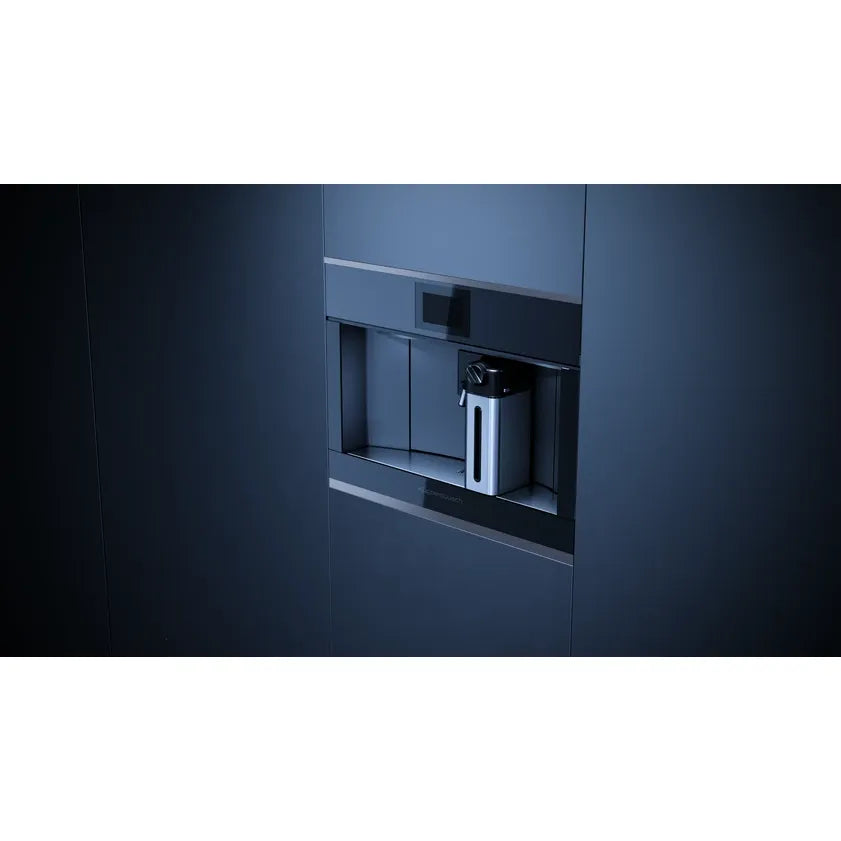 Kueppersbusch Compact-Kaffeevollautomat, Schwarz, ohne Designkit, Glasblende, TFT Touch Display, Milch-Fkt., Wassertank