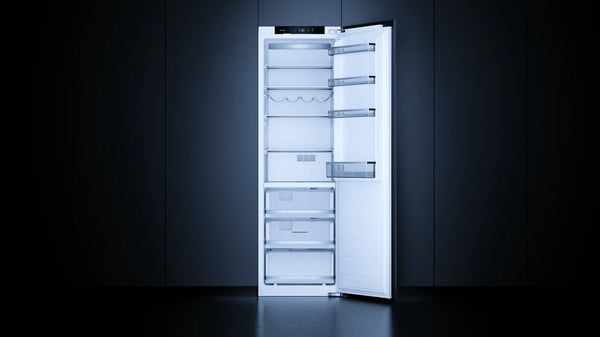 Kueppersbusch Einbau-Kühlschrank, 178 cm Nische, ÖkoFresh, LED-Rückwand, Elektr. Steuerung, EEK E, 280 Liter, Festtürtechnik