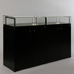 Form Department ATRIUM.M24 – Breite, halbhohe Glasvitrine mit Auszügen und Staufach-Schrank – Vorschau 1