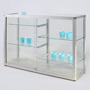 Form Department LABEL.L55 – Halbhohe Thekenvitrine mit Schiebetüren