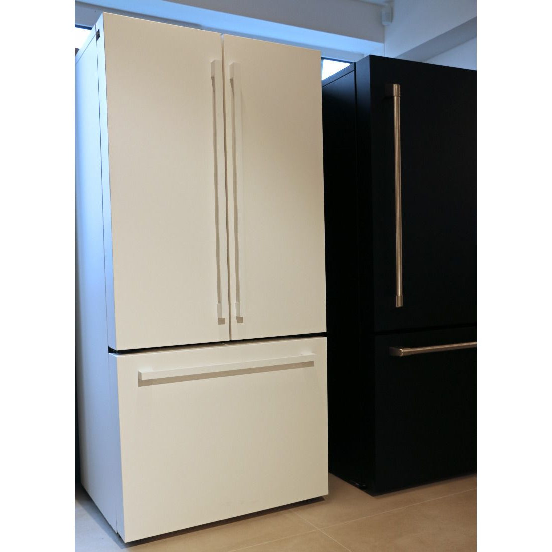 General Electric IO Mabe French Door Kühlschrank IWO19JSPF 3WM-CWM, 84 cm, 527 Liter, Matt weiß Einbau
