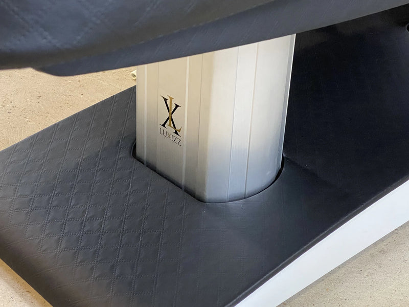 Luxizz Royal Spa Wellness Black Leather