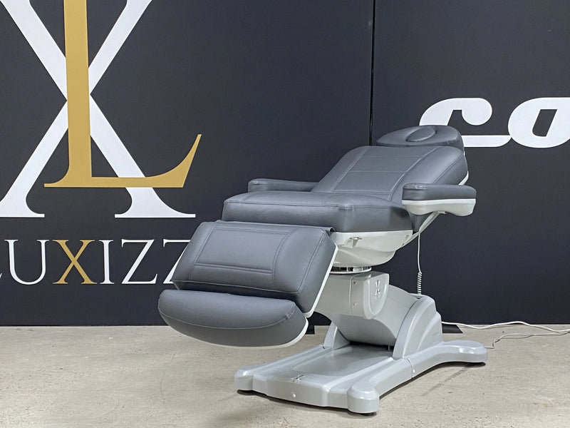 Luxizz Behandlungsstuhl Okura SR1.1