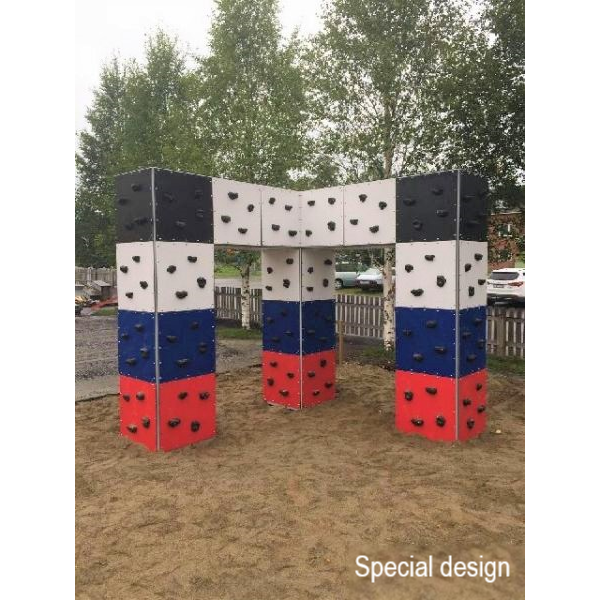 Aire de jeux en forme de cube avec structure d'escalade Lars Laj 