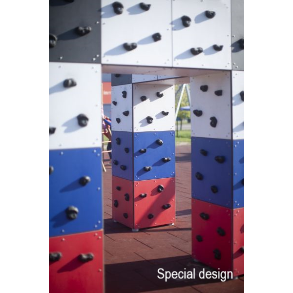 Aire de jeux en forme de cube avec structure d'escalade Lars Laj 