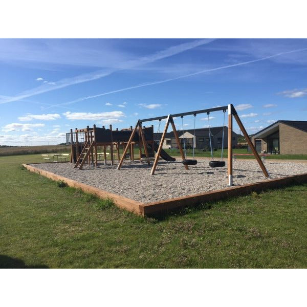 Lars Laj Triple Swing Playground 