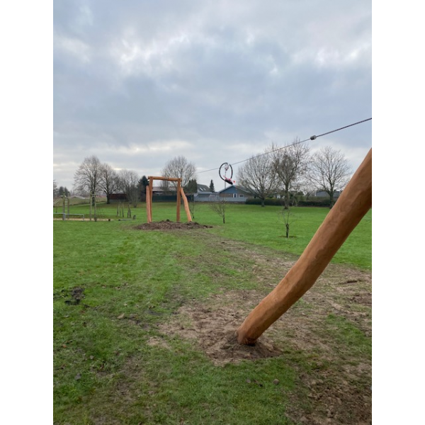 Lars Laj Robinia Seilbahn Spielplatz