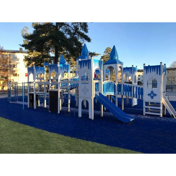 Lars Laj Winterschloss Spielplatz