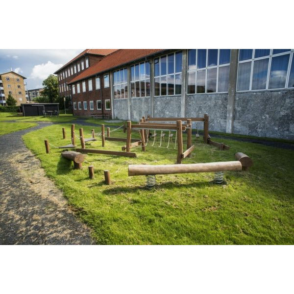 Lars Laj Balance Spielplatz