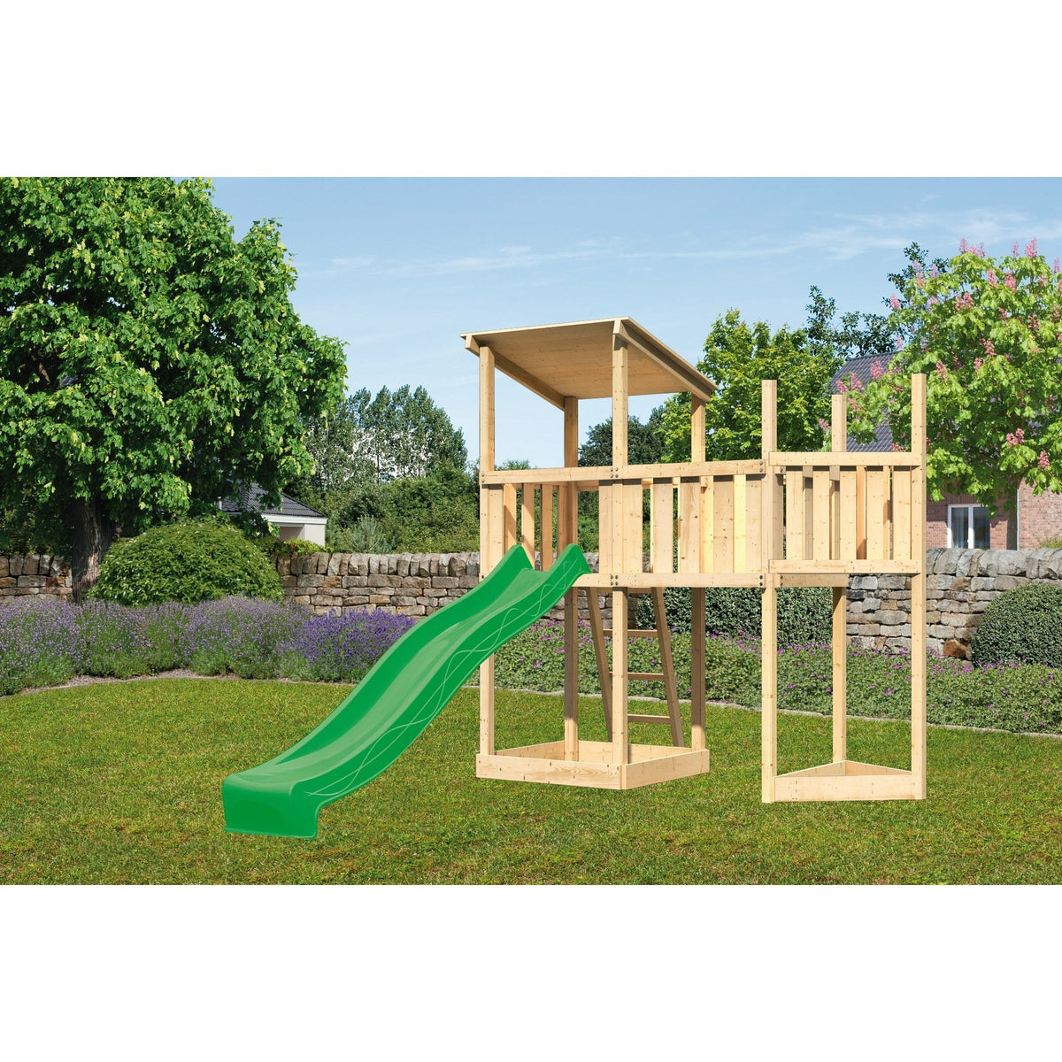 Akubi Torre da gioco con tetto a falda in legno naturale con appendice a forma di nave superiore, piattaforma aggiuntiva, scivolo verde