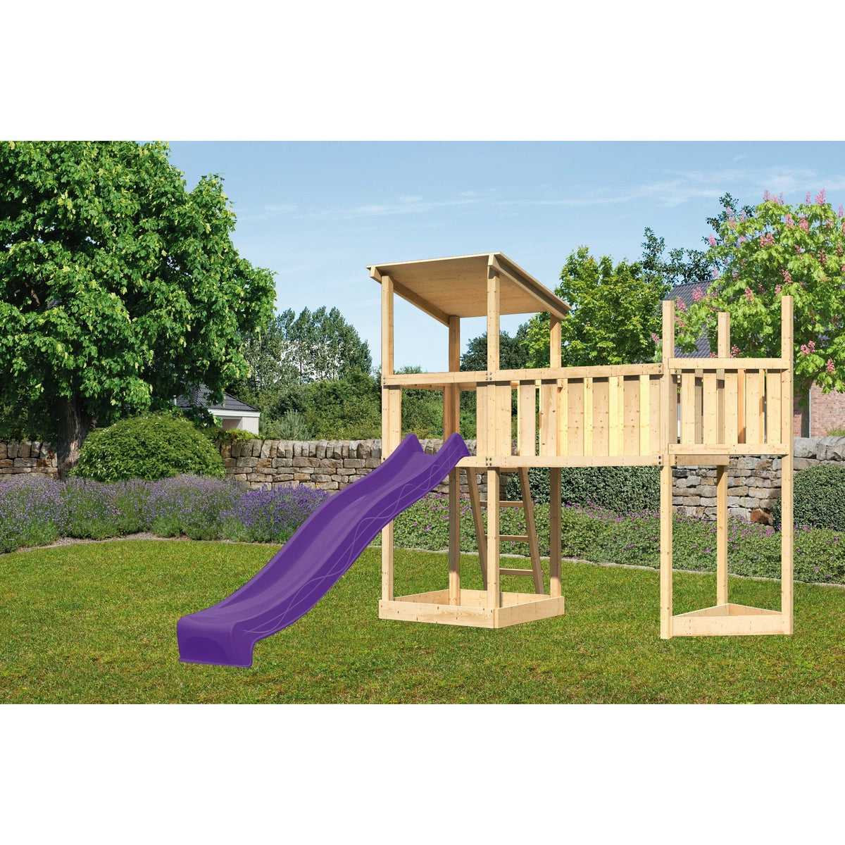 Torre gioco Akubi con tetto a falda, legno naturale, con prolunga a forma di nave in alto, piattaforma aggiuntiva XL, scivolo viola
