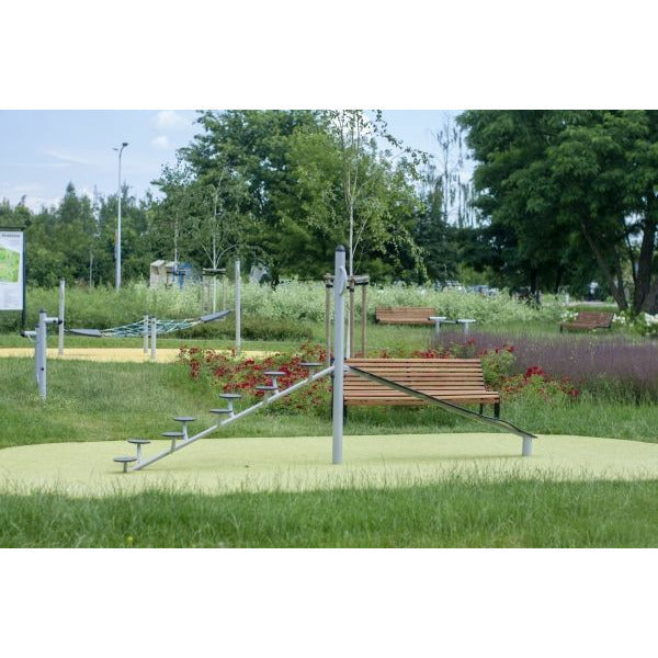 Lars Laj Balance Spielplatz