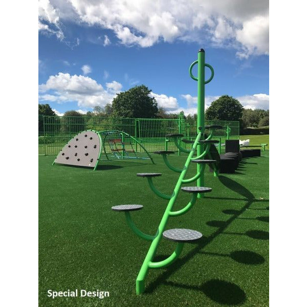 Lars Laj Balance Spielplatz