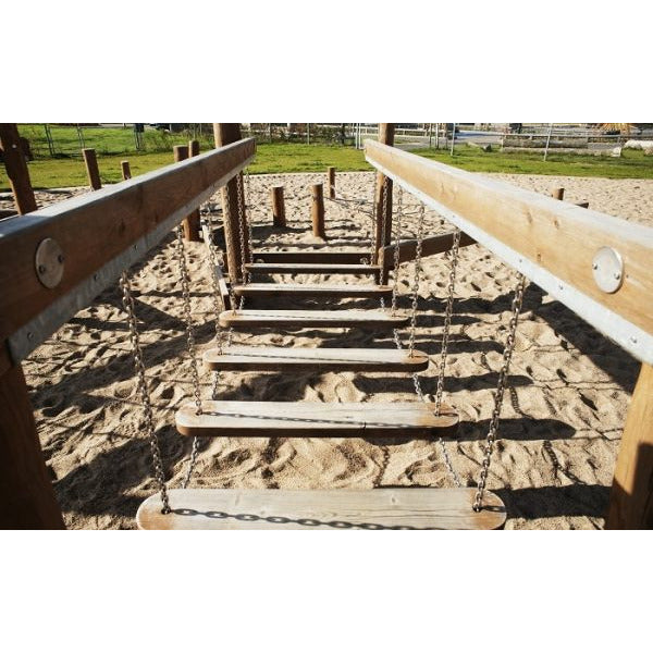 Lars Laj Wackelbrücke Dolomiti Spielplatz