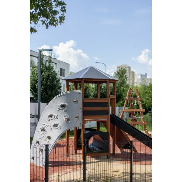Lars Laj Leuchtturm Aztec Spielplatz