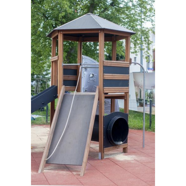 Lars Laj Leuchtturm Aztec Spielplatz