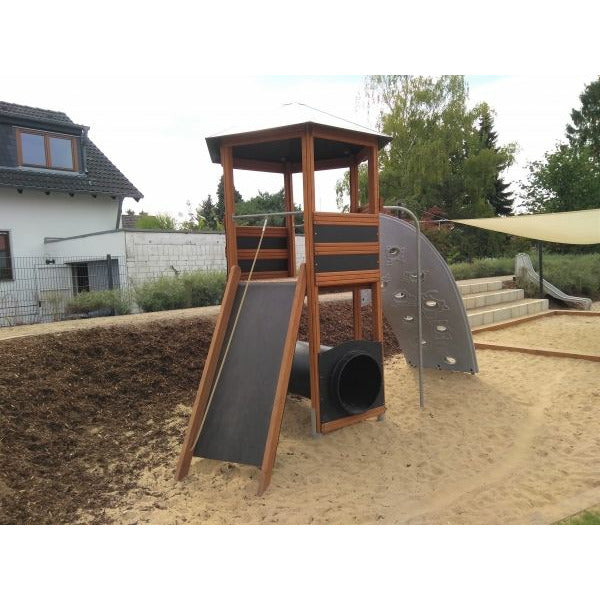 Lars Laj Leuchtturm Aztec Spielplatz