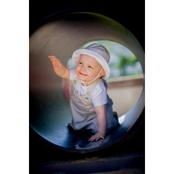 Lars Laj Tunnel Spielplatz
