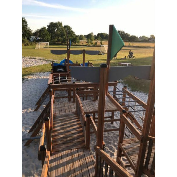 Aire de jeux King de Lars Laj Playship 