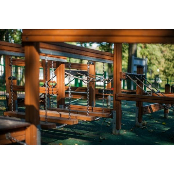 Lars Laj Kleine Fitnessanlage Spielplatz