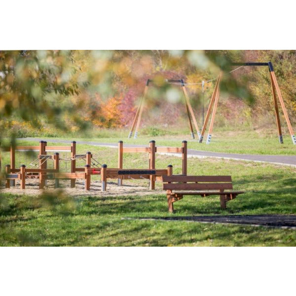 Lars Laj Kleine Fitnessanlage Spielplatz