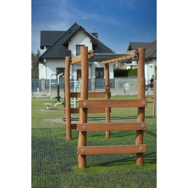 Aire de jeux naturelle à échelle horizontale Lars Laj 