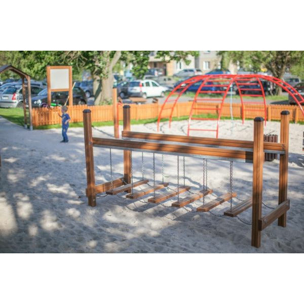 Lars Laj Bewegliche Brücke Spielplatz